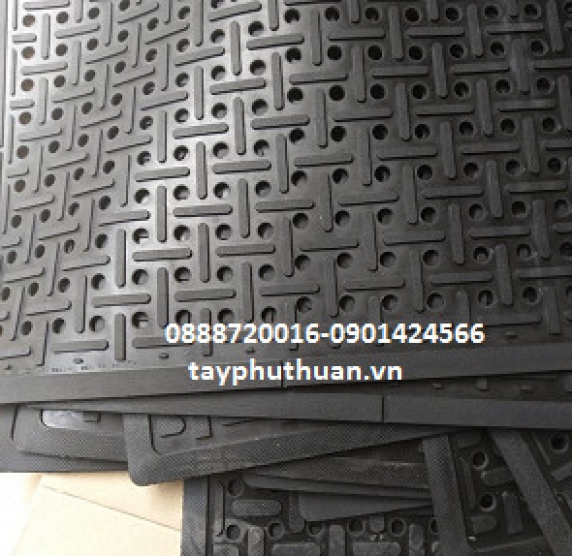 Cao su lỗ sọc ngang dọc