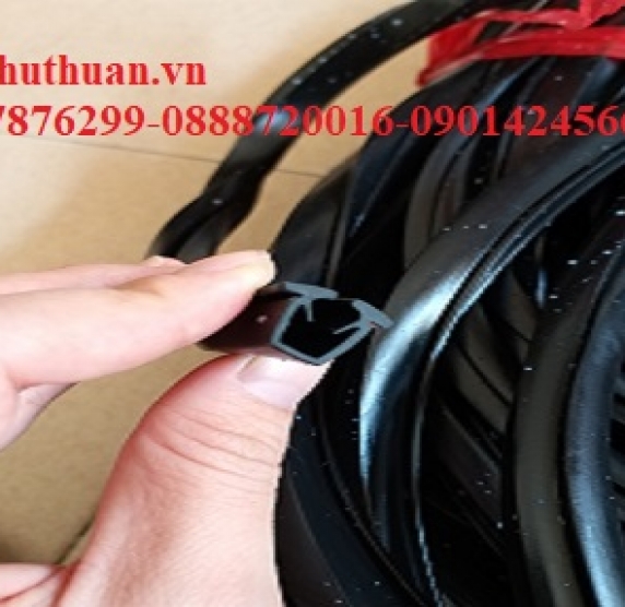 Gioang cao su chữ U