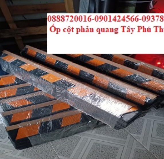 Bảo vệ góc cột có phản quang